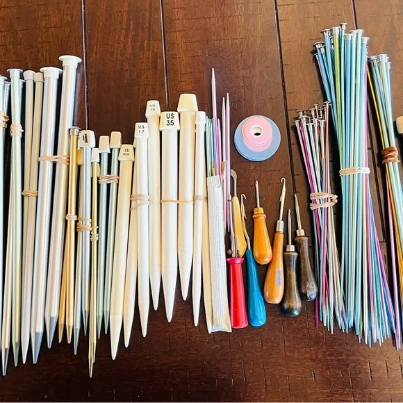 Colorful Knitting Needle Sets - Picture 6 of 6